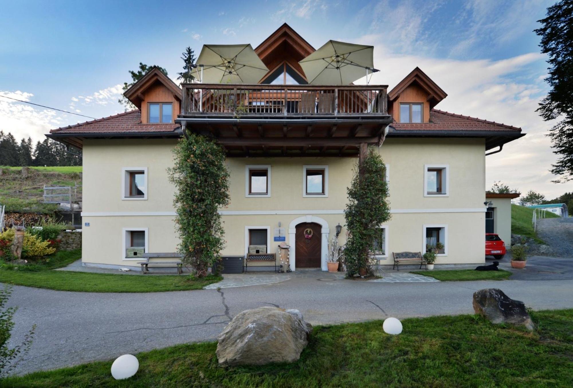 Little Farm Apartments Feldkirchen In Kaernten Ngoại thất bức ảnh